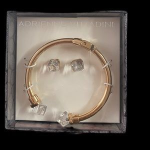 Adrienne Vittadini Gold Bracelet set Earring NWOT